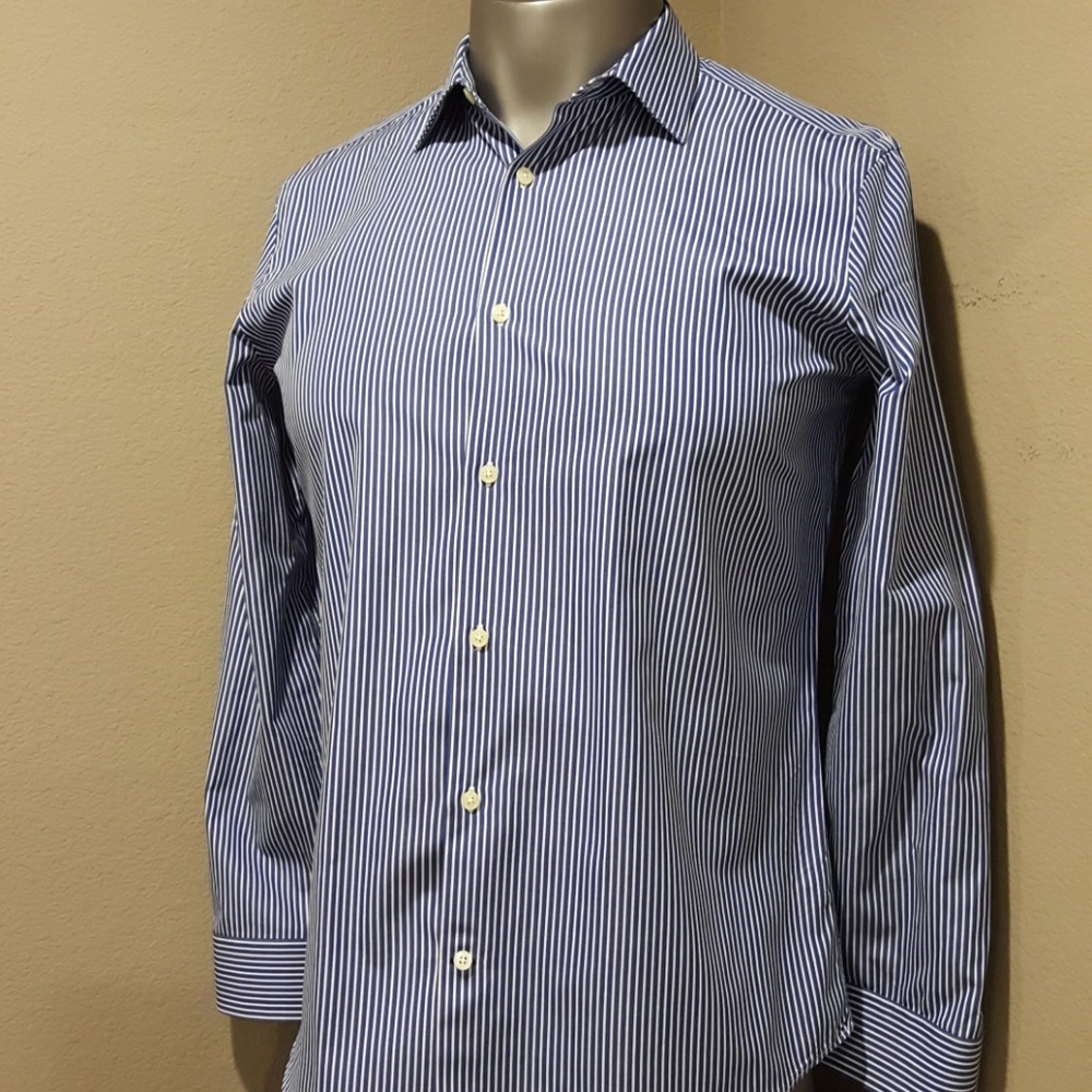 Banana Republic Button Down 16.5